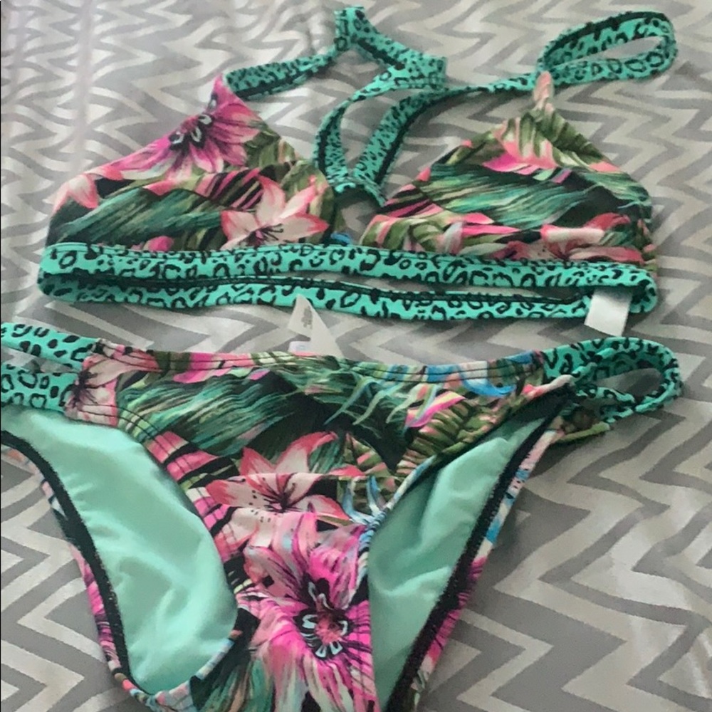 2 piece bathing suit